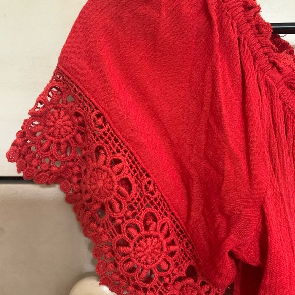 forever 21 red off the shoulder crop top - Picture 3 of 4